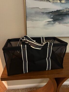Thirty-One new large Black mesh Tote or Organizer with Logo Tag